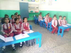 Faisalabad, Pakistan: scuola rinnovata